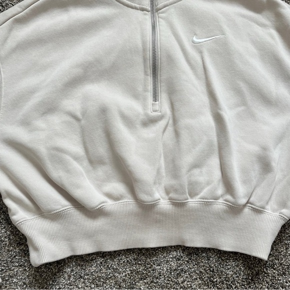 Nike Off-White Half-Zip Pullover - Picture 1 of 3